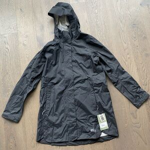 REI Black Hooded Women's Raincoat